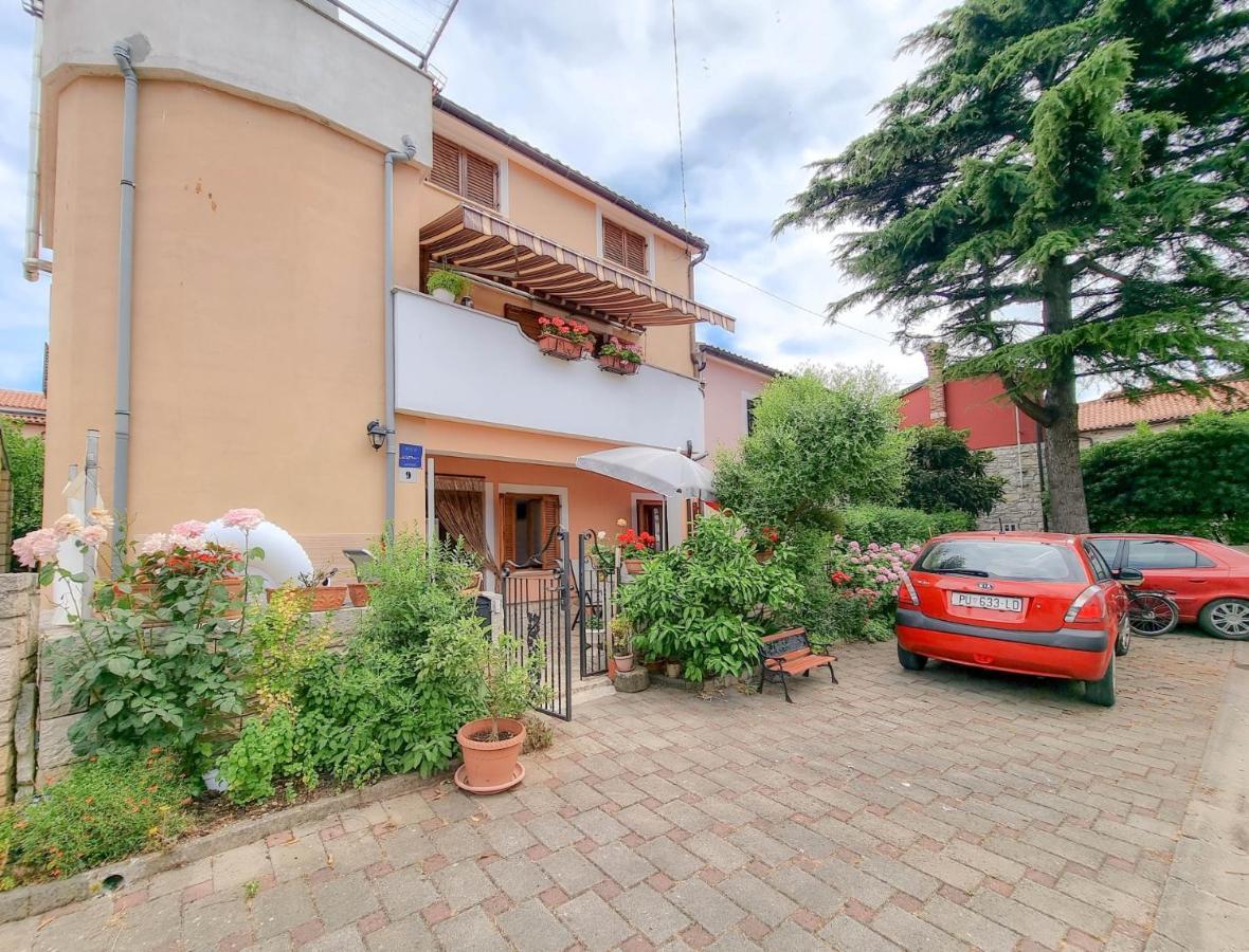 Valentino Appartement Novigrad Istria Buitenkant foto